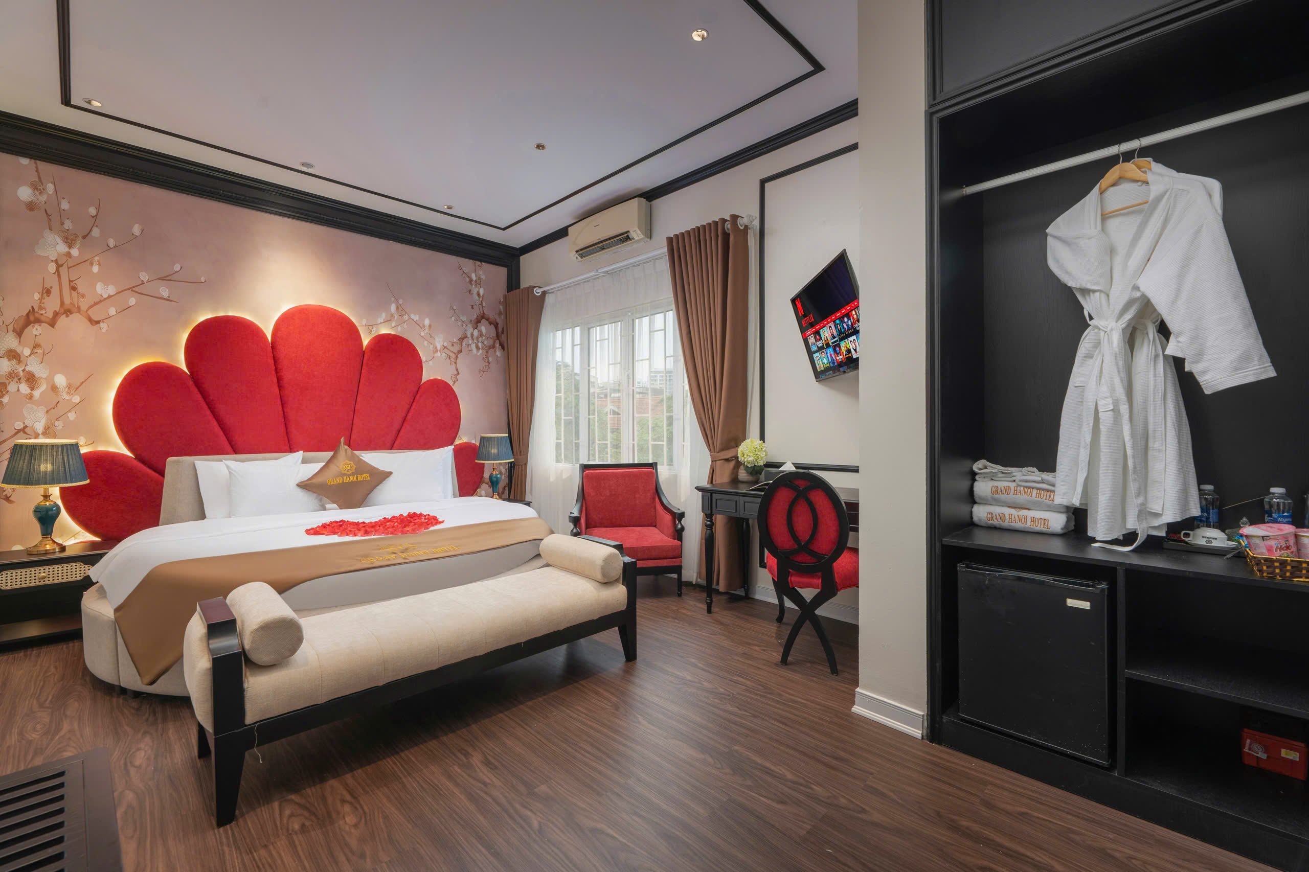 Hạng Suite